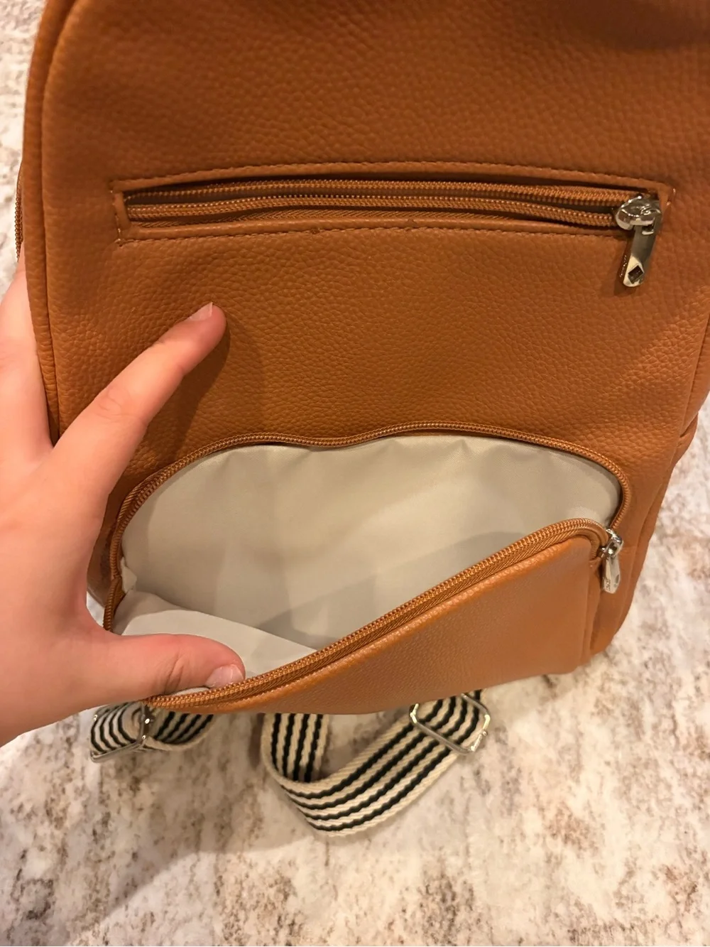 thirty-one brown Backpack with Simple Solid Design
